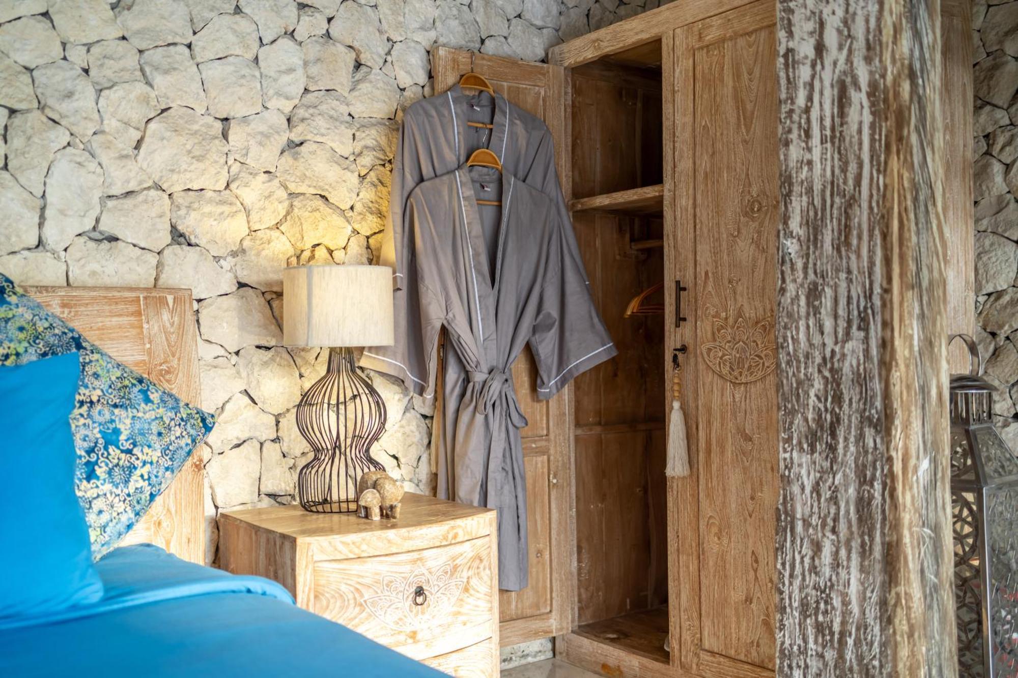 Balangan Beach Villa Idaman Bungalows 짐바란 외부 사진